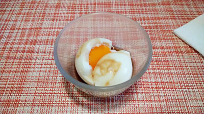 崩れたゆで卵