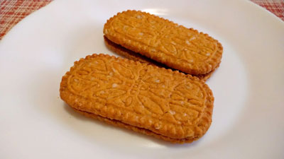 gullonのチョコサンドクッキー