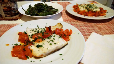 タラのピルピル焼きと小ピーマン焼き
