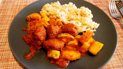 ズッキーニと肉団子のトマト煮込み＋ごはん