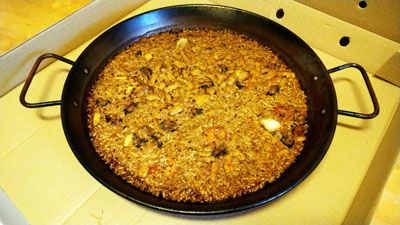 デリバリーのパエリア