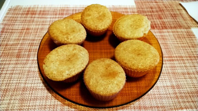 旦那さん作、米粉のヨーグルトマフィン