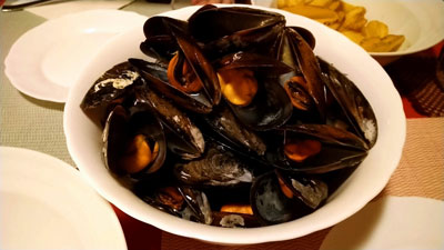 ムール貝のワイン蒸し